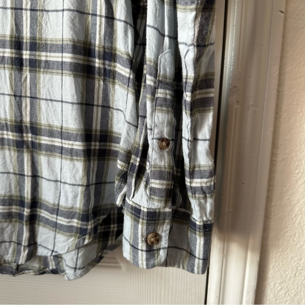 Abercrombie & Fitch Soft A&F Collection Plaid Button Down Flannel Shirt Medium - Picture 6 of 8